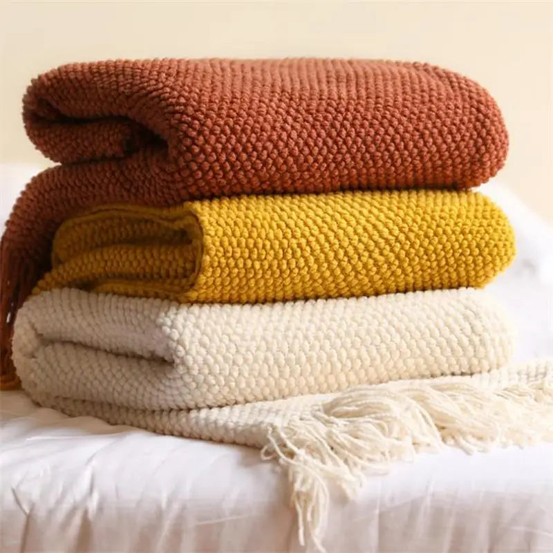 Solid Knit Throw Blanket with Tassels | Soft Nordic Style